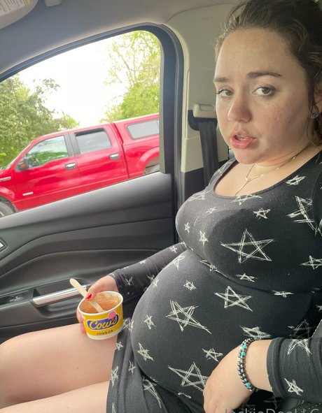 busty bbw onlyfans adult pictures