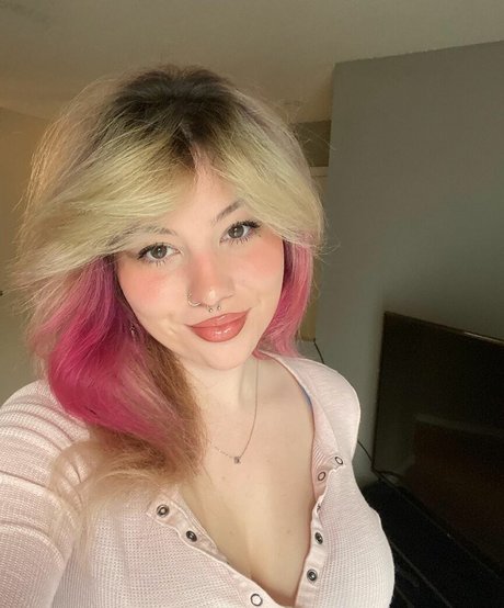 Kendi Ken ASMR naked pornstar galleries