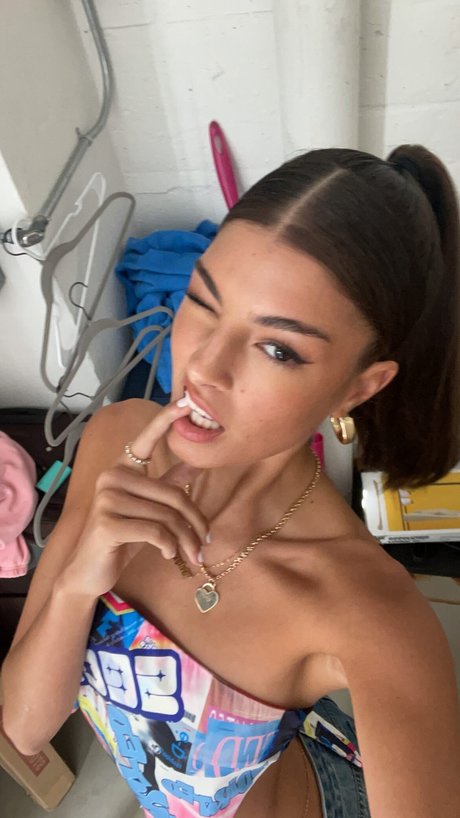 one onlyfans pretty img