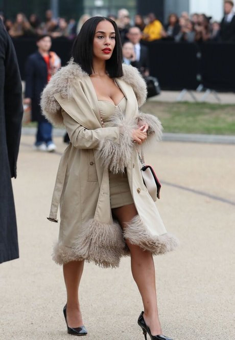 Jorja Smith model high quality photo