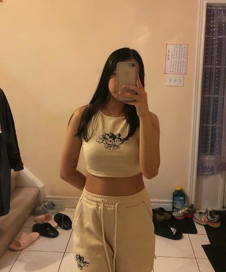 queenbaddii best star archive