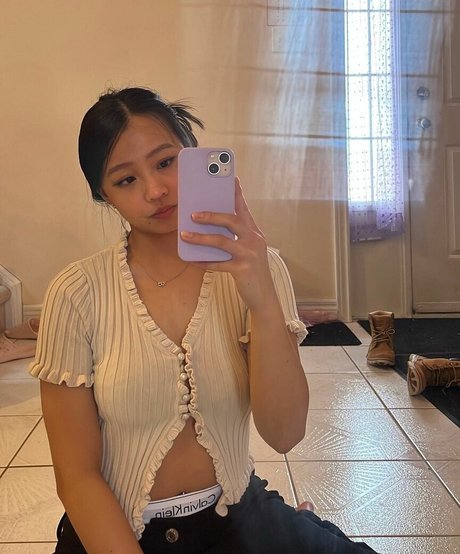 queenbaddii pornstar sex photo