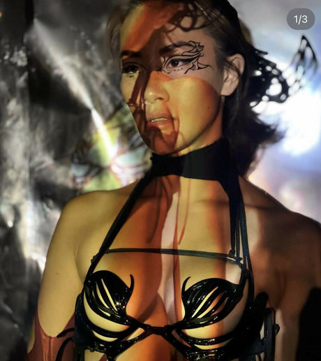 Melissa Ong exclusive star gallery