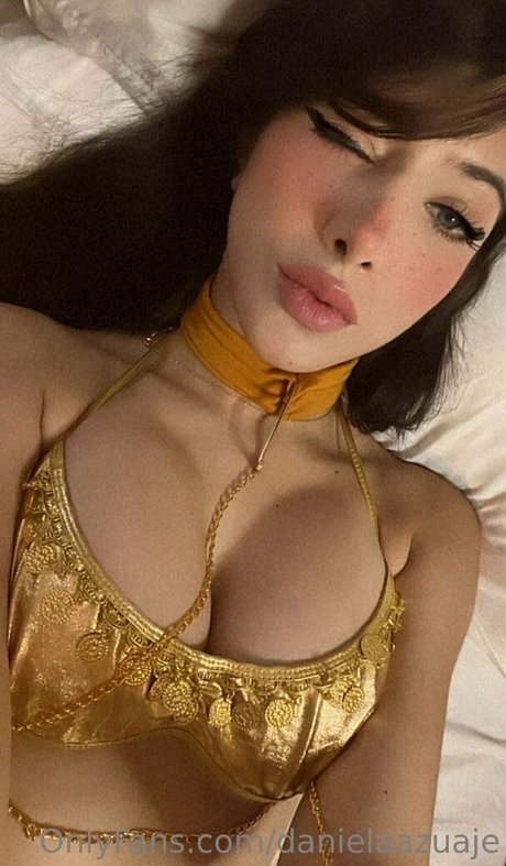 Daniela Azuaje model pretty pics