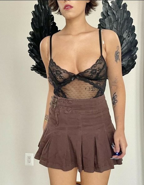 wellbeingwithabigail star best pic