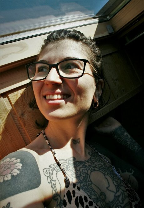 nataliewinz nudes star picture