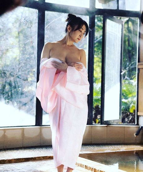 blonde shemale onlyfans free xxx pictures