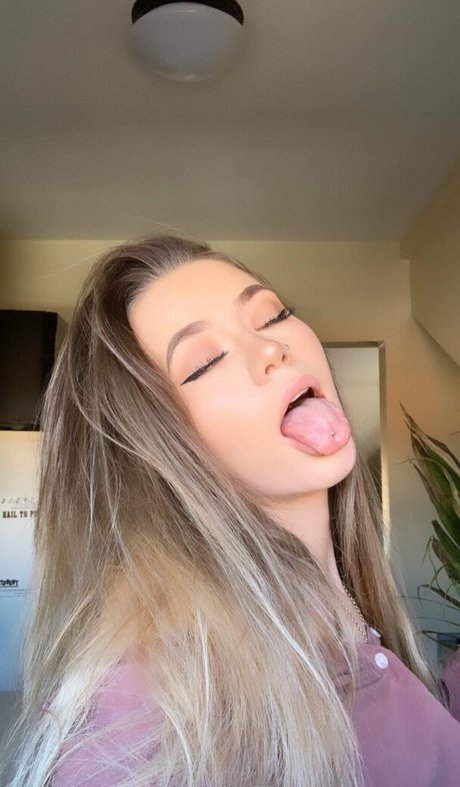 Madison Ray pretty pornstar image