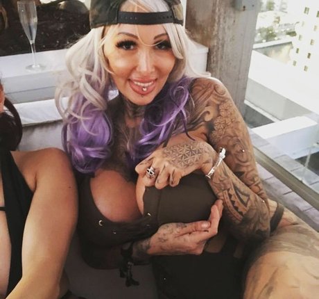 Kacey Diamonds model images