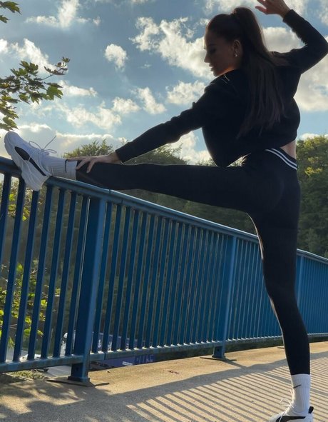 famous nude onlyfans adult archive