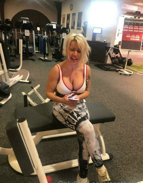 costbaby hot star pic