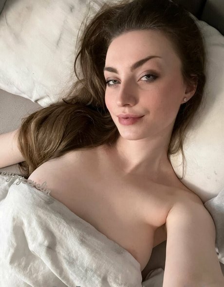 enjoy evelin free pornstar high quality galleries