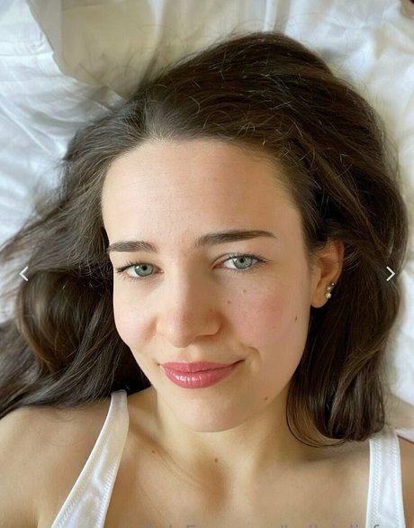 bellajuliafree pornstar sexy pictures