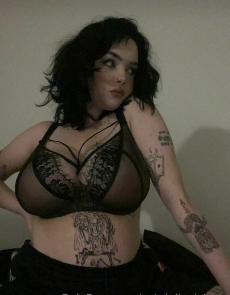 cutejuliavictoria pornstar naked photos