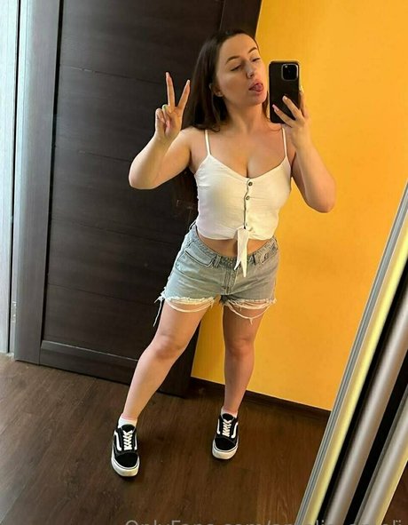 amelia ameli beautiful model img