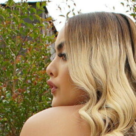 milf strip onlyfans porno img