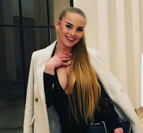 Oksana Neveselaya naked pornstar picture