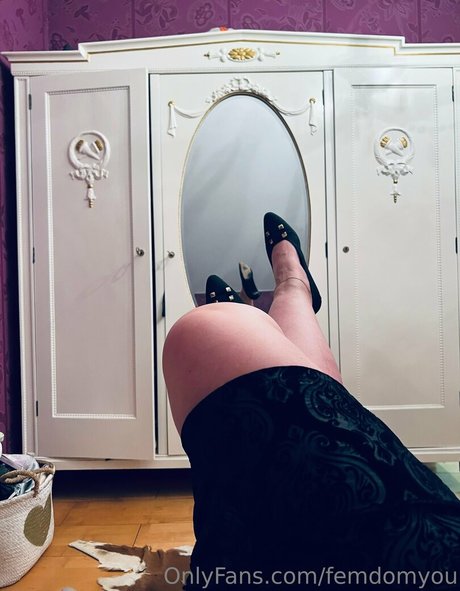 femdomyou pretty model photos