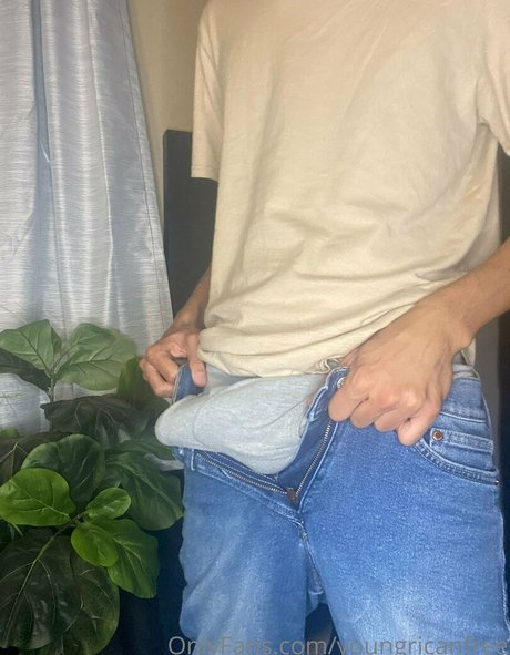 youngricanfree high quality model gallery