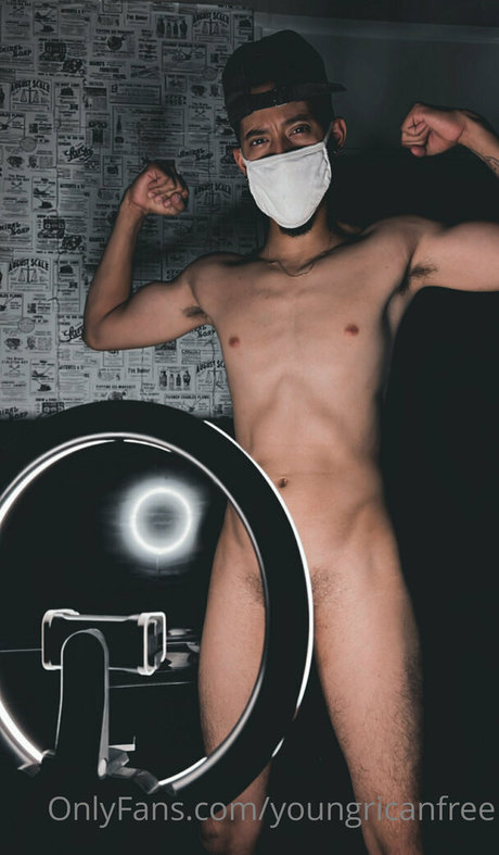 youngricanfree exclusive star img