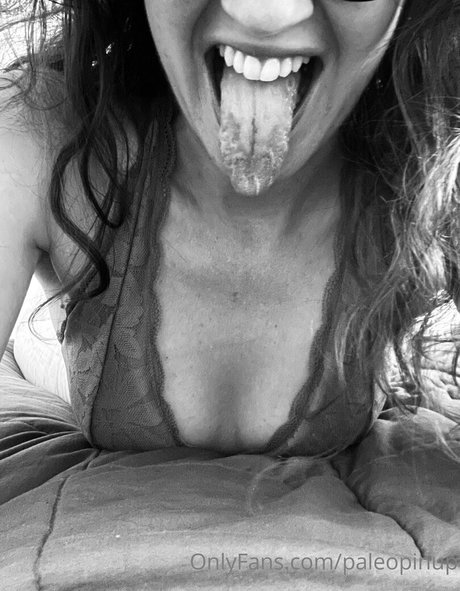 paleopinup star porn images