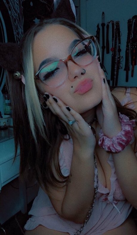 babycatsins model nudes pics