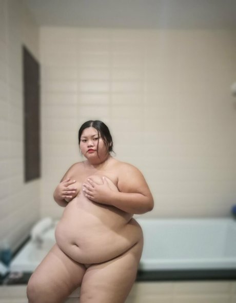 ameenachubbycutie model nice pics