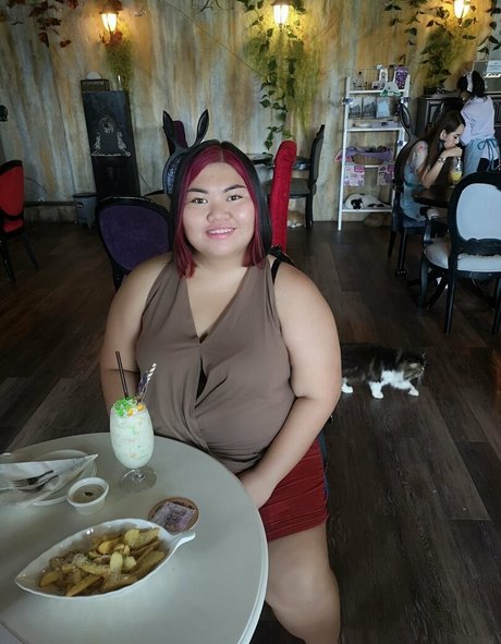 ameenachubbycutie star high quality photo