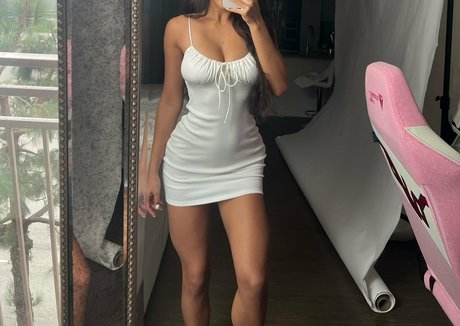 bikini ginger onlyfans beautiful nude img