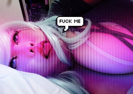 pinkpolaaa pretty pornstar images