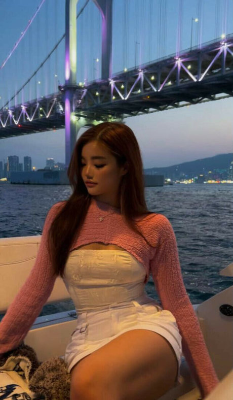 Annxhy pornstar nude photos