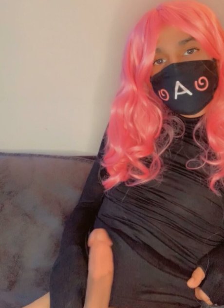 Ashley Tripp model nice img