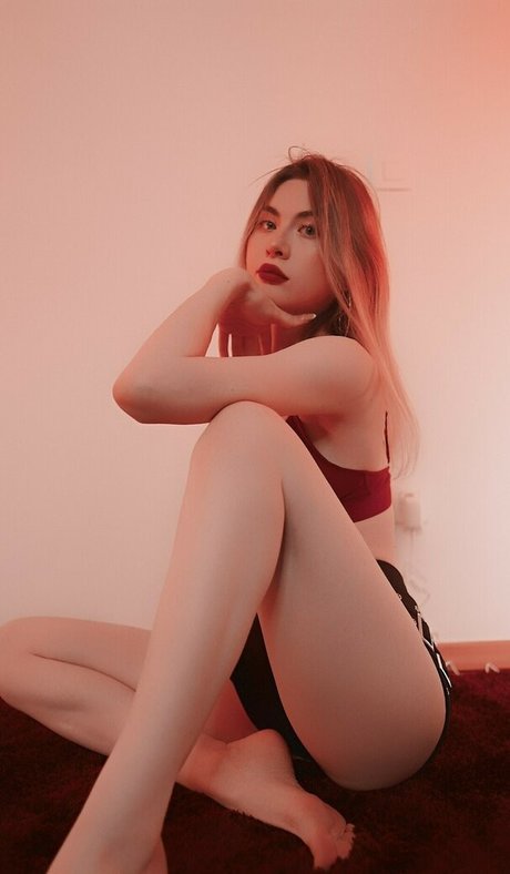 ASMR Onuri model hot image