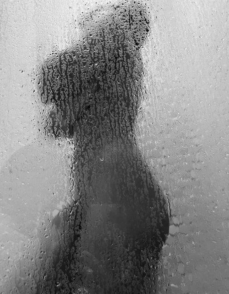 Dana Valentiina star art images