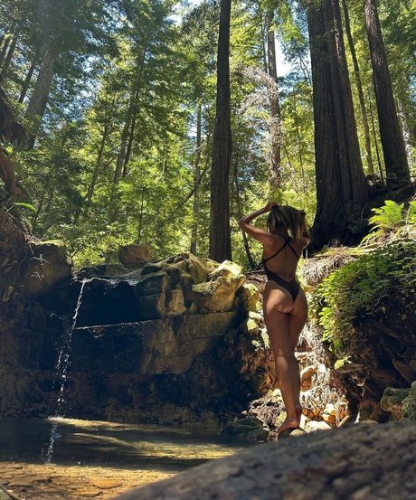 Vanessa Morgan pornstar picture