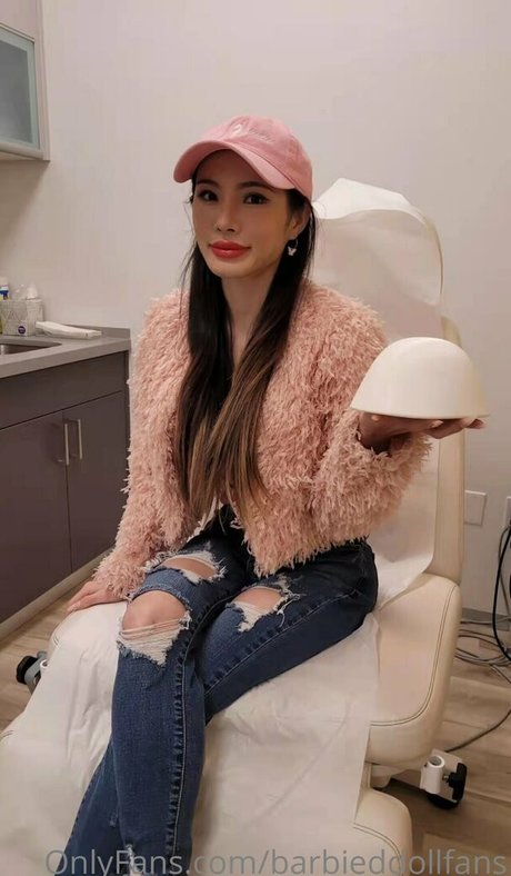 barbieddollfans free actress photo