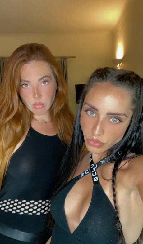 yourlesbianfantasyy pornstar nudes photo