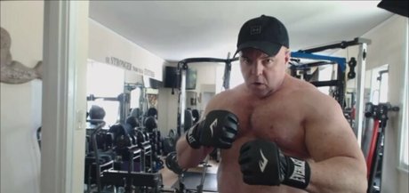 flexbigmuscle nudes star picture