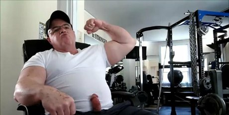 flexbigmuscle beautiful star pic