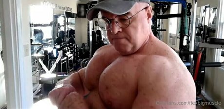 flexbigmuscle exclusive pornstar img