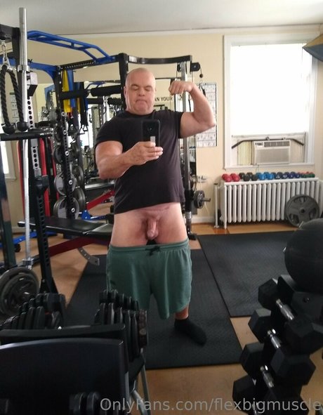 flexbigmuscle exclusive actress gallery