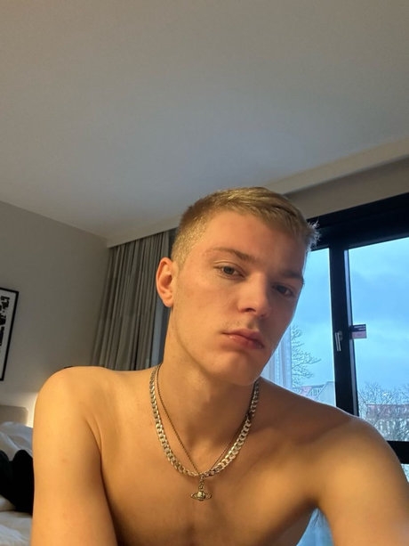 blonde mom onlyfans sex photos