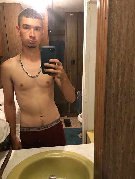 Arron Norris art star photo