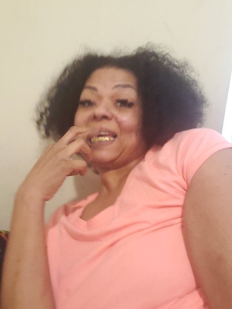 NOLA DA DARLING hd model image