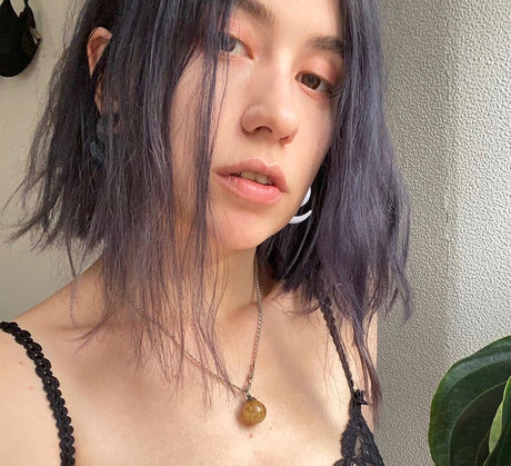 Alice Sweets_ model high quality picture