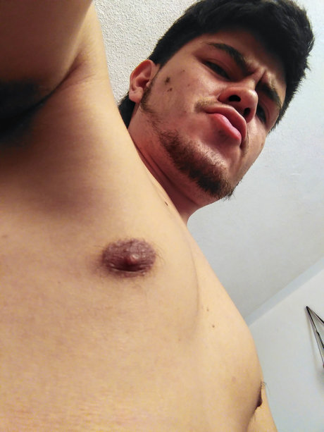 Cruz Azteca naked star galleries