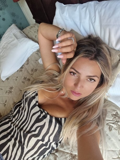 Giorgyada top star archive