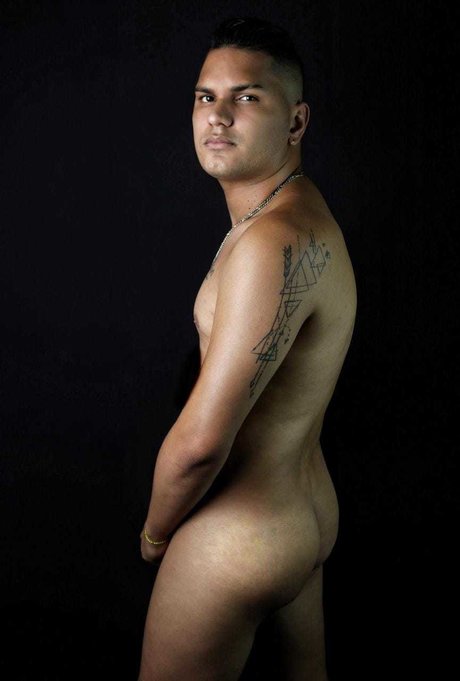 Alejandro Cordoba perfect star image