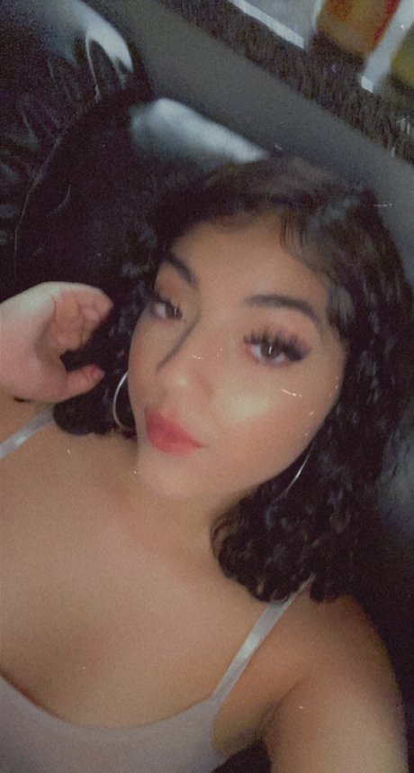 Emelyy_ art actress archive