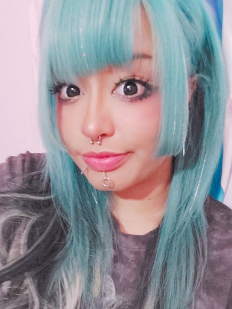 n a o m i_ star high quality pic